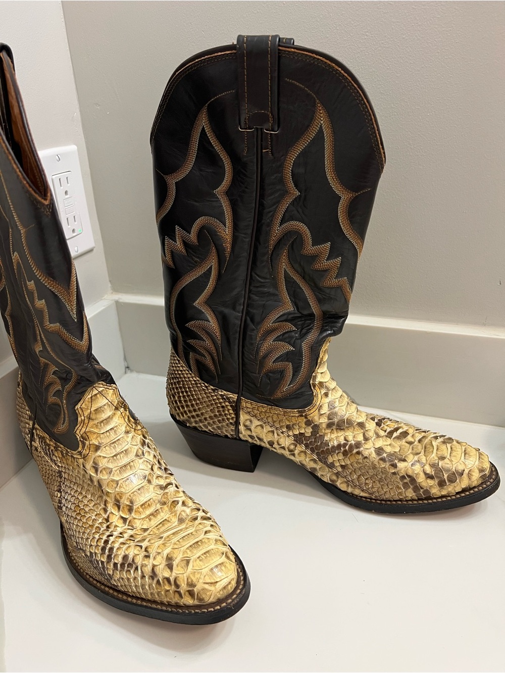 Nocona Black and Gold Exotic Python Western Boots - Picture 5 of 10